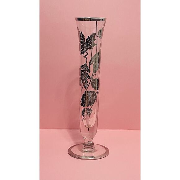 Vintage Silver City Sterling Bud Vase With Overlay Leaves Flanders 25th Edition - Picture 1 of 5